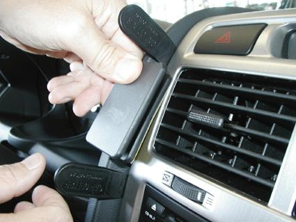 Kia Sportage 05-10, Centrerad