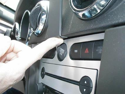 Ford Mustang 05-09, Centrerad