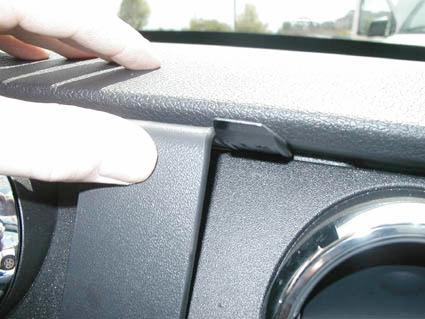 Ford Mustang 05-09, Centrerad