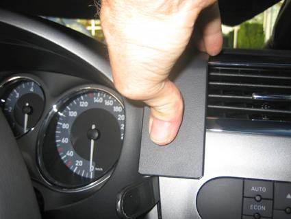 Seat Leon 06-12, Centrerad