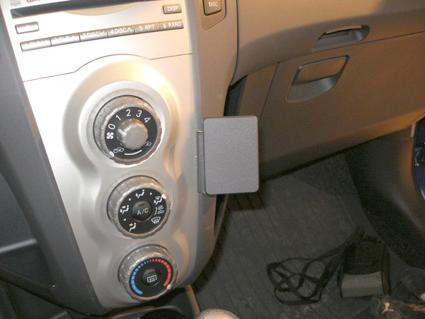 Toyota Yaris 06-11, Vinklad