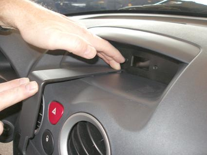 Citroen C2/C3 06-09, Centrerad