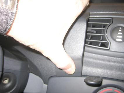 Renault Clio 06-12, Centrerad