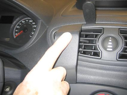 Renault Clio 06-12, Centrerad