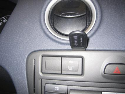 Ford Fusion 06-12, Centrerad