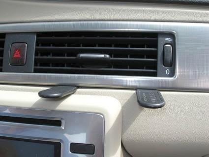 Volvo S80/V70/CX70 08-11, Vinklad Hög