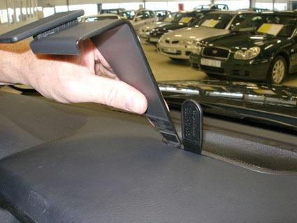 Mitsubishi Pajero 07-15, Centrerad