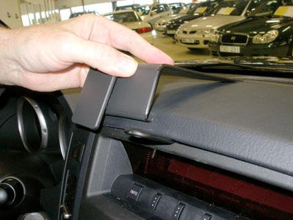 Mitsubishi Pajero 07-15, Centrerad