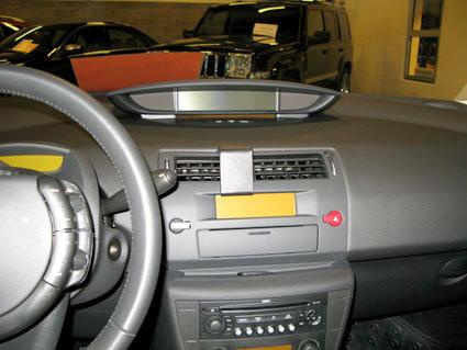 Citroen C4 05-10, Centrerad