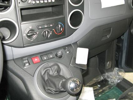 Citroen Berlingo Family 08-15, Vinklad, Låg, Manuell