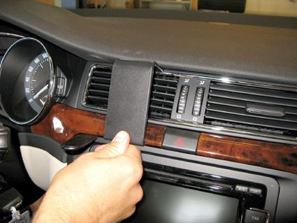 Skoda Superb 09-05, Centrerad