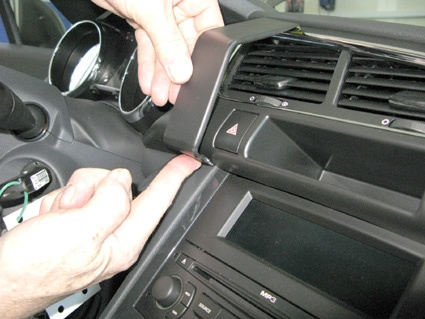 Brodit ProClip, Peugeot 3008 09-16