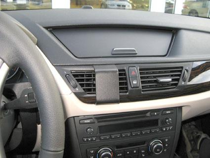 BMW X1 E84 10-15, Centrerad