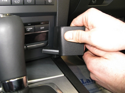 Brodit ProClip, Mercedes Benz E-Class, Convertible/Coupé 10-17