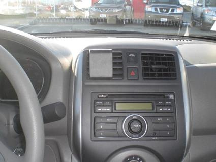Nissan Tiida/Tiida Latio 12-15, Centrerad