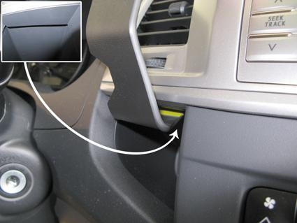 Toyota HiLux 12-15, Centrerad