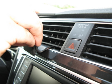 Brodit ProClip, Volkswagen Tiguan 17-24