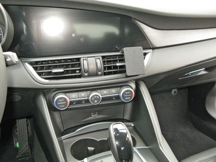 Brodit ProClip, Alfa Romeo Giulia 17-