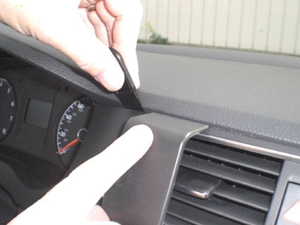 Brodit ProClip, Volkswagen Jetta 11-18