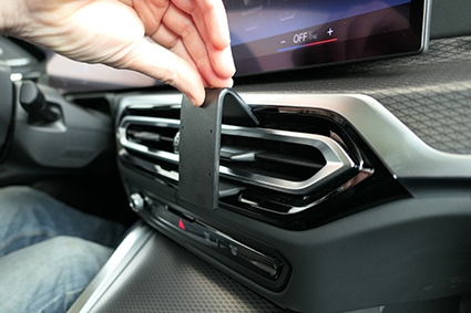 Brodit ProClip, BMW i4 G26 22-26