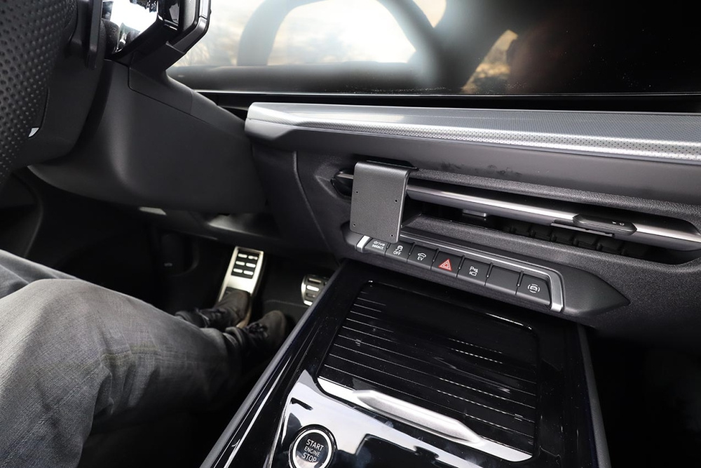 Brodit ProClip, Audi Q3 26