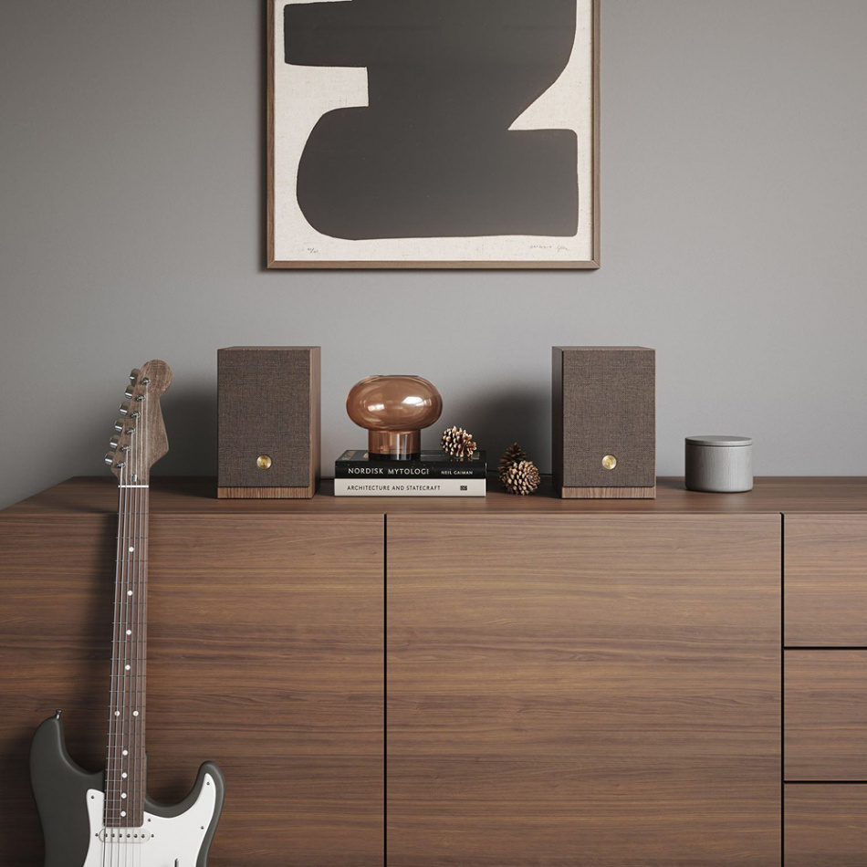 Audio Pro A28 W aktive standerhøjttalere med Wi-Fi, valnød