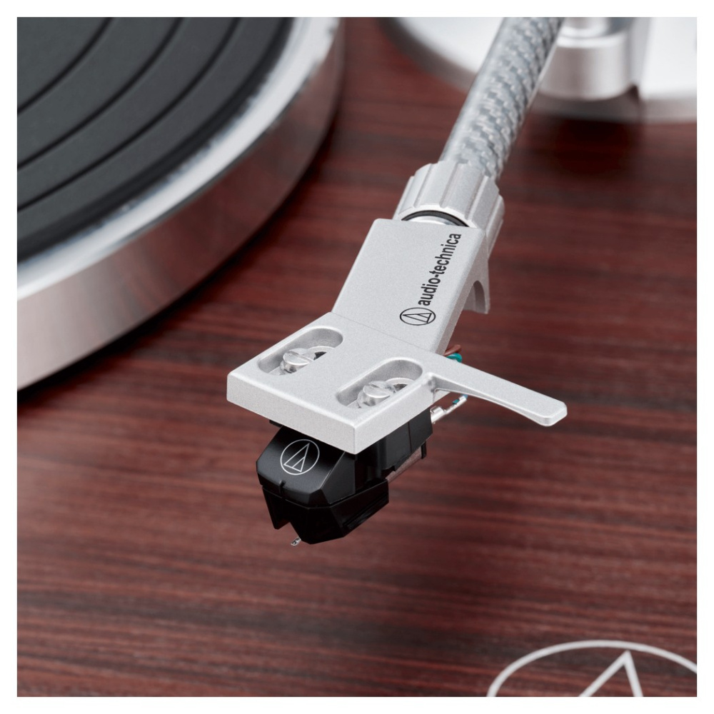 Audio-Technica AT-LPW50BT-RW pladespiller med Bluetooth, valnød