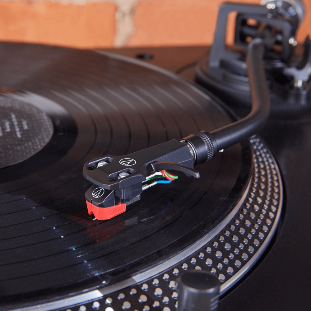 Audio Technica AT-VM95ML/H MM-pickup med headshell