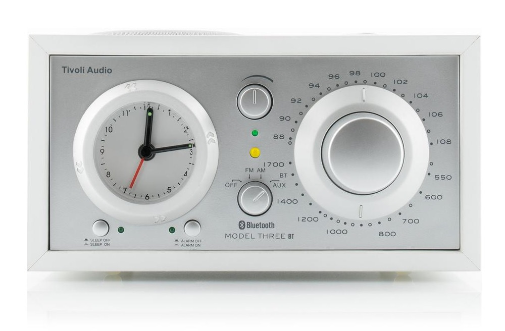 Tivoli Audio Model Three BT USB bordsradio med Bluetooth, vit/silver