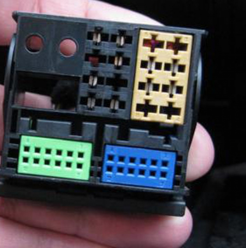 ISO-kabel Quadlock till Audi, Seat, Skoda och VW