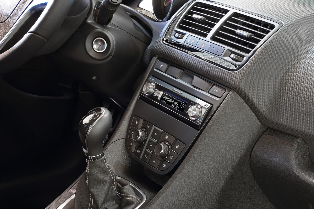 Monteringsramme 1-DIN Opel Meriva B, sort