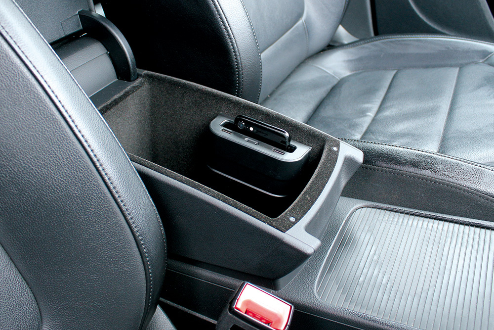 Qi-laddare för bil, universal