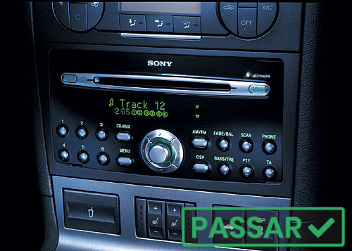 Monteringsram dubbel-DIN Ford Mondeo MK3, vinklad