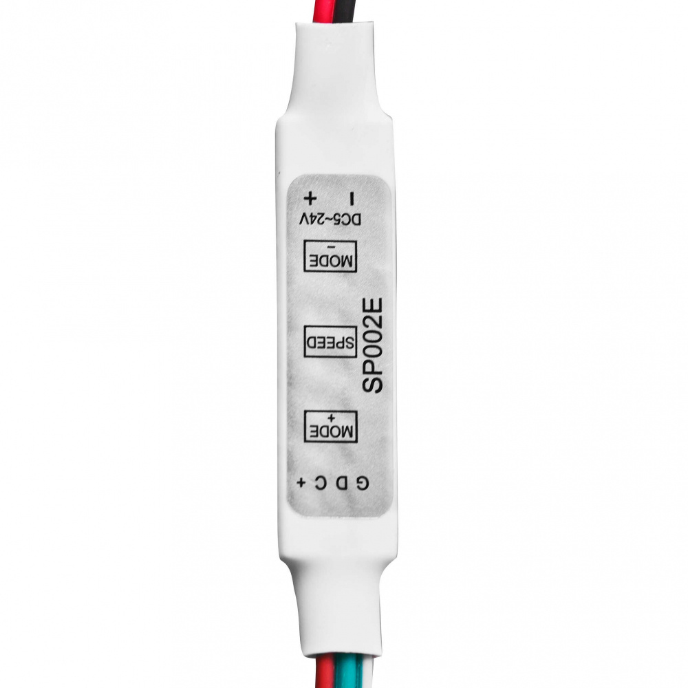 DS18 FX4, 4-kanalsforstærker med LED og flere installationsmuligheder