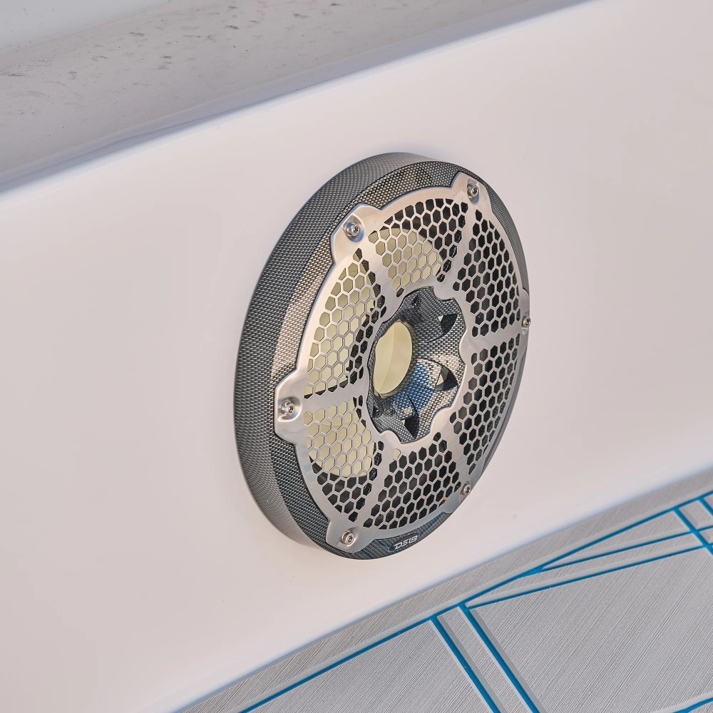 DS18 NXL-10SUB/WH, hvid 10 tommers marinebas med LED, par