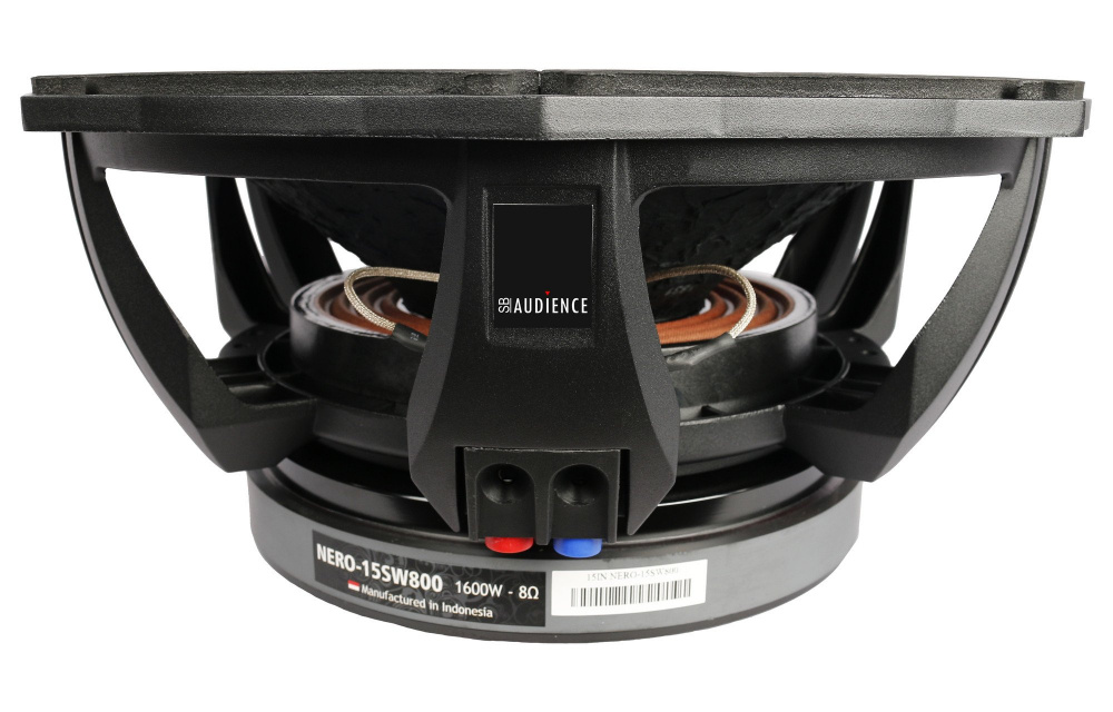 SB Audience Nero-15SW800, 15 tommers PA-basenhed