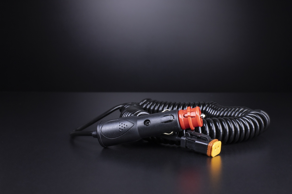 Strands Kabel med DT +++ Cigaretstik Kabel, 12 DC, TÆND