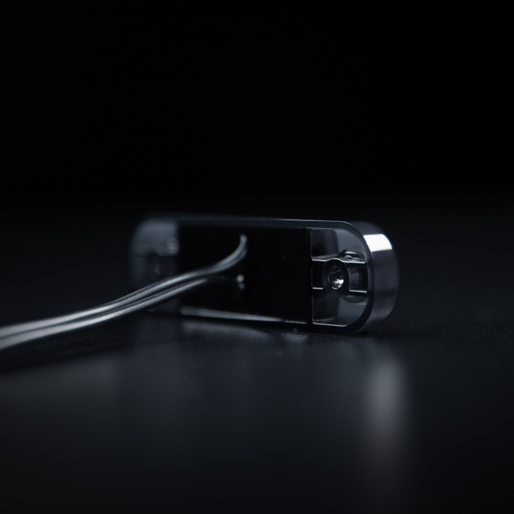 Strands Dark Knight Super Dark Slim Hvid Positionslys