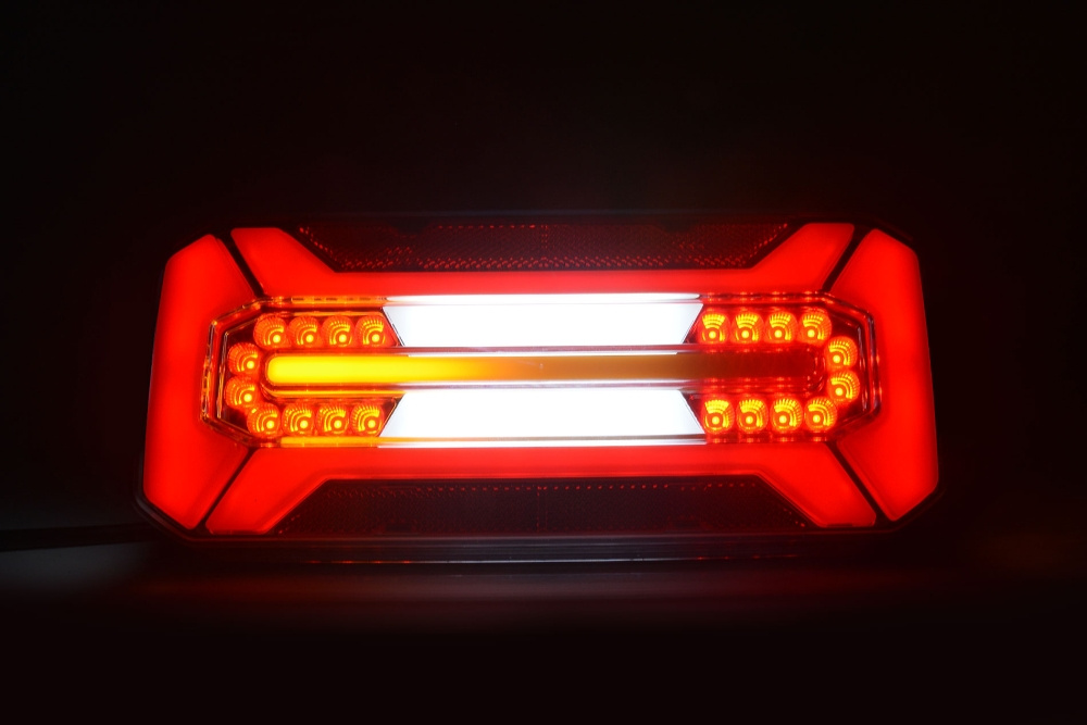 Strands Baglys 5 Funk. LED - Universal,12-24V Dc, Dynamisk Blink., IP66/68