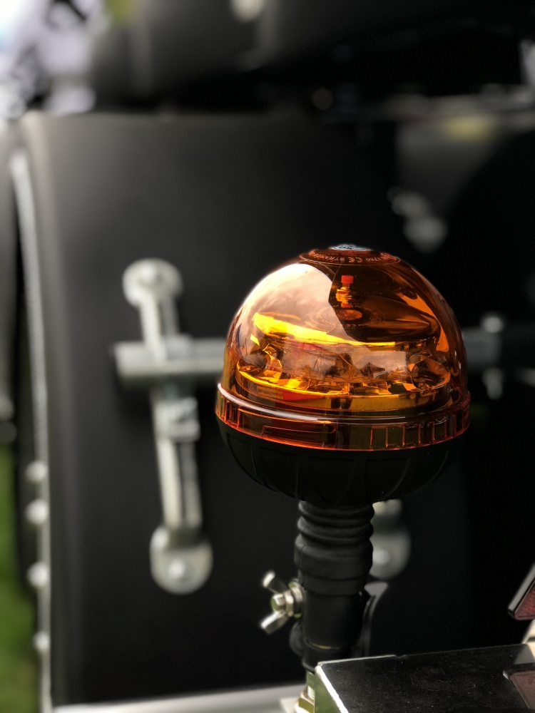 Strands roterende advarselslys LED 3 funktioner. Stangmontering