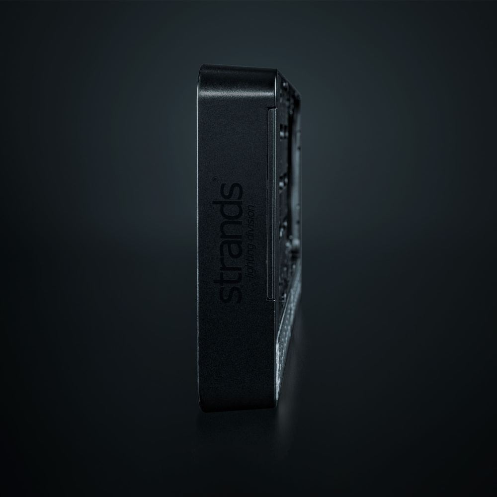 Strands NUUK E-Line Duo Nummerpladeskilt DK LEDramp