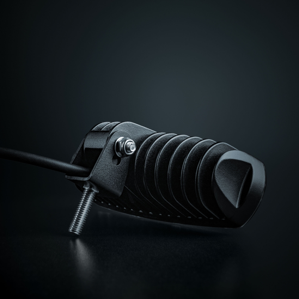 Strands NUUK E-Line Sort R 13W