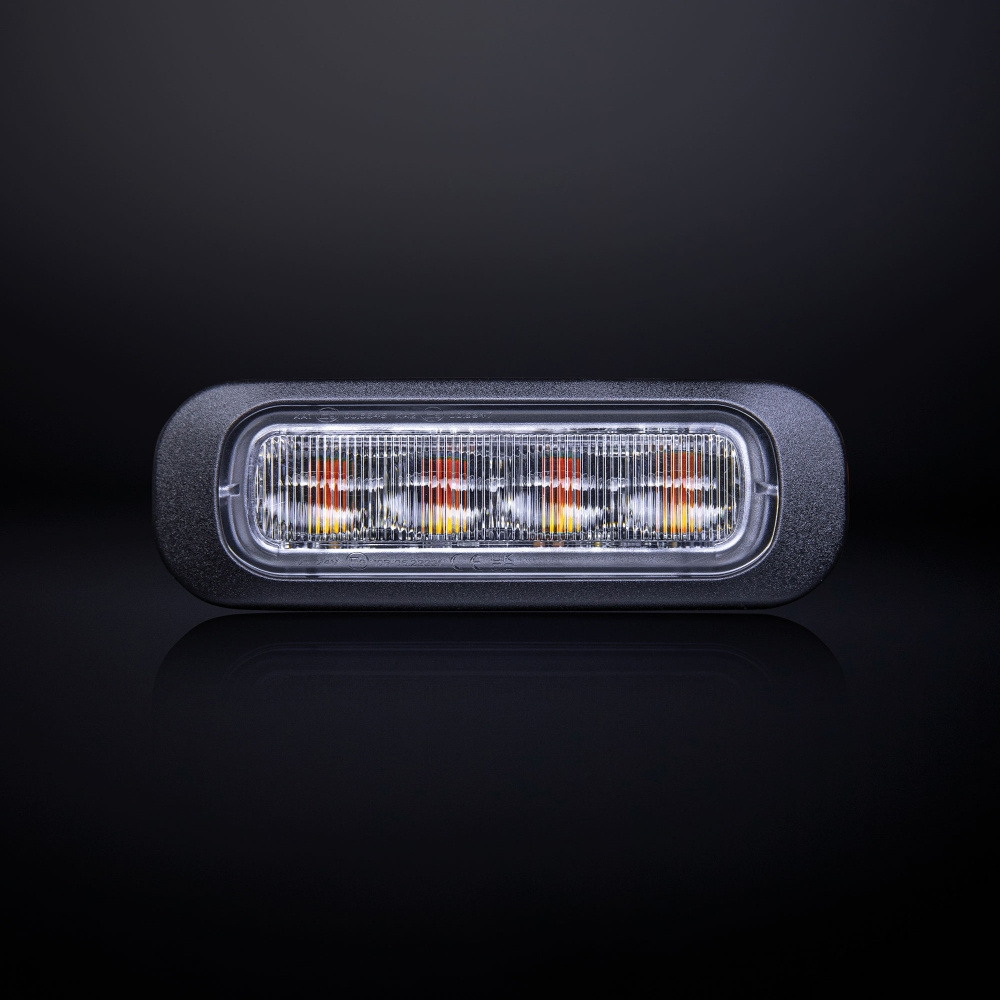 Strands Dark Knight Riktat Blixtlys Orange 4 LED Klar Linse