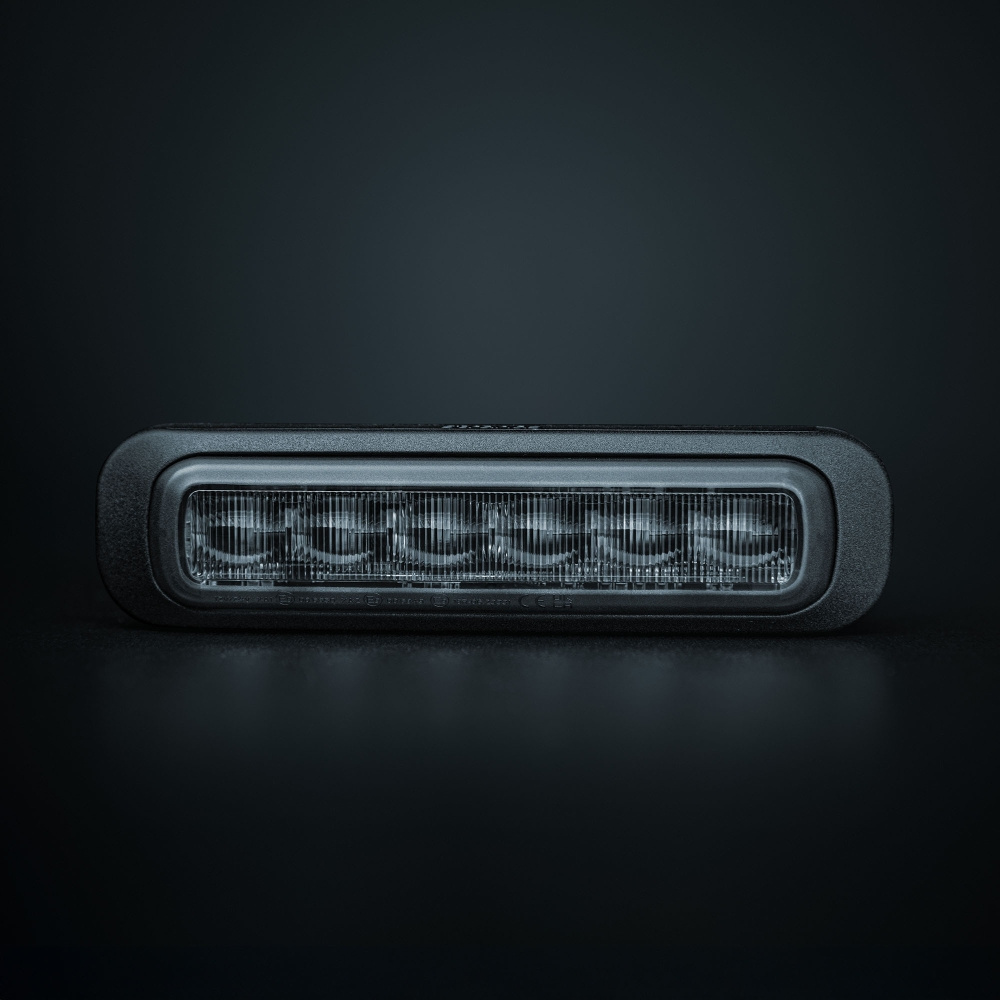 Strands Dark Knight Riktat Blixtlys Rød 6 LED