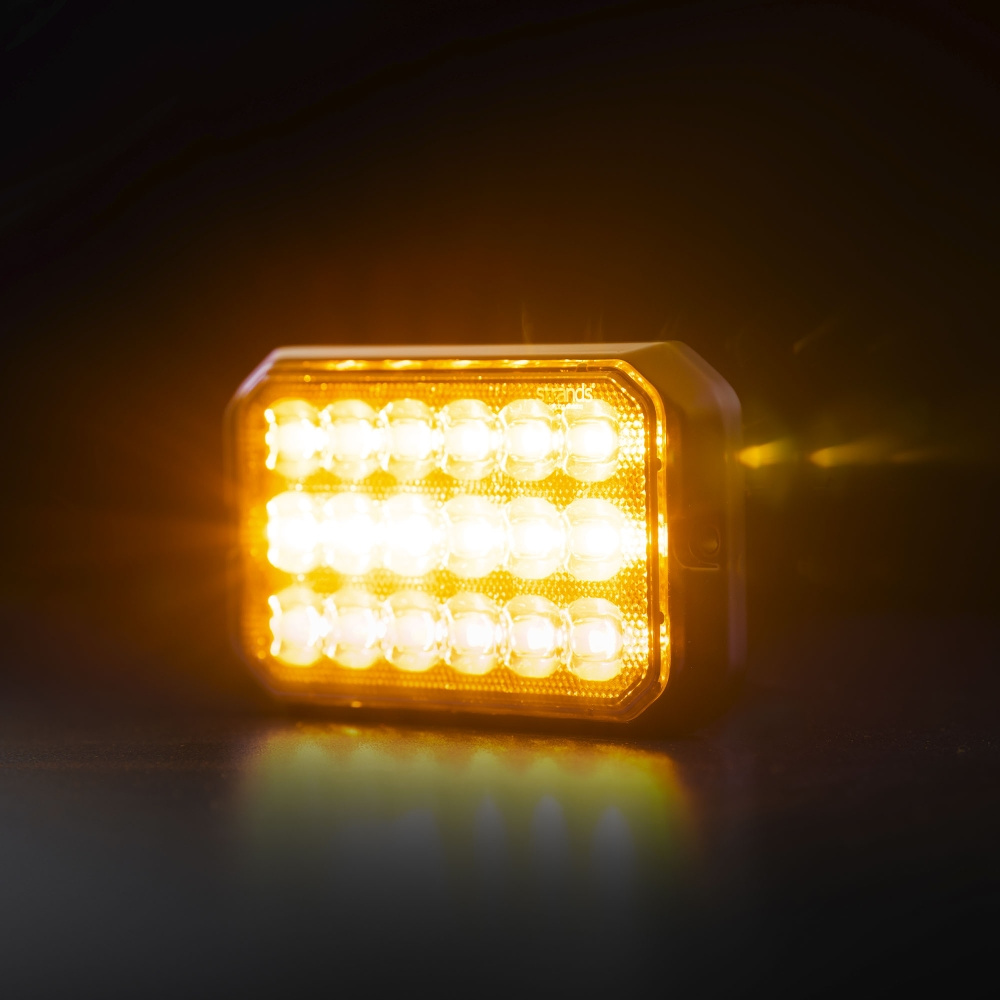 Strands Dark Knight Duo Riktat Blixtlys 18LED