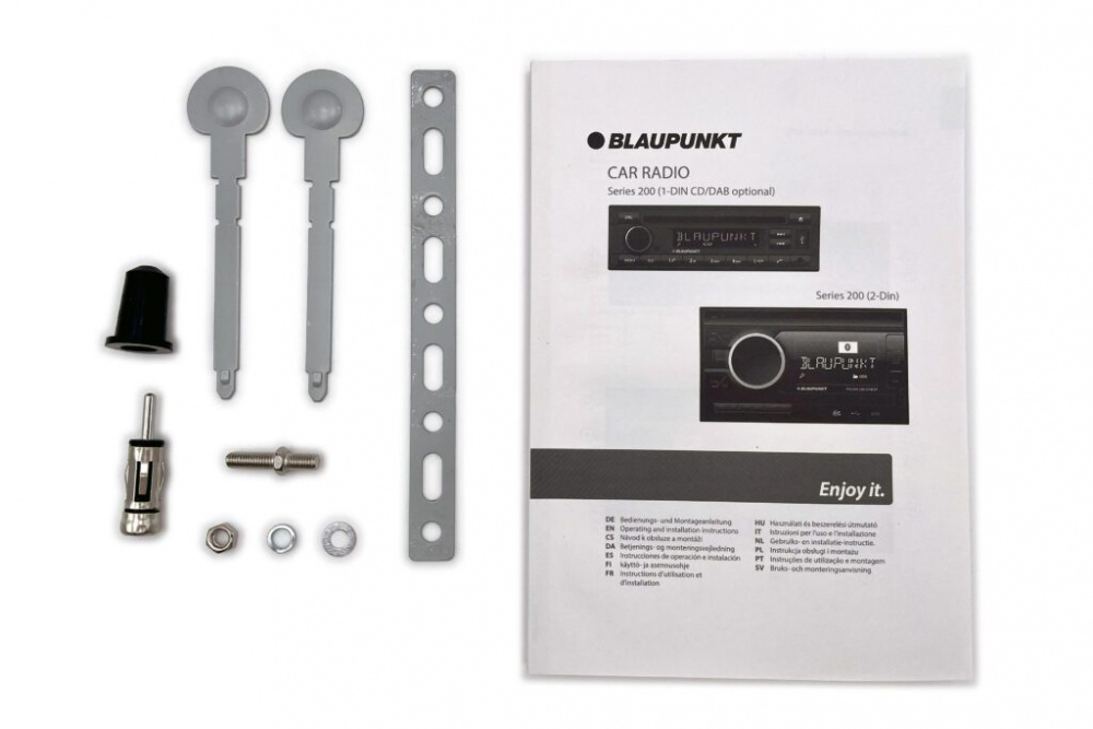 Blaupunkt Barcelona 200 DAB BT, retro bilstereo med Bluetooth og DAB