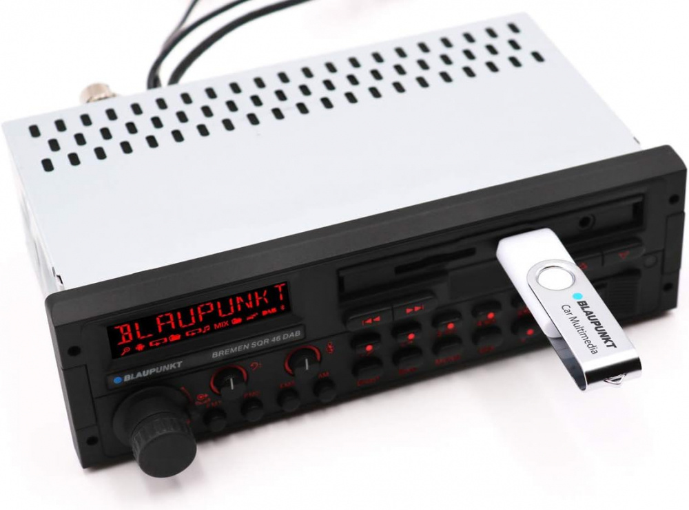 Blaupunkt Bremen SQR 46 DAB, retro bilradio med Bluetooth og DAB