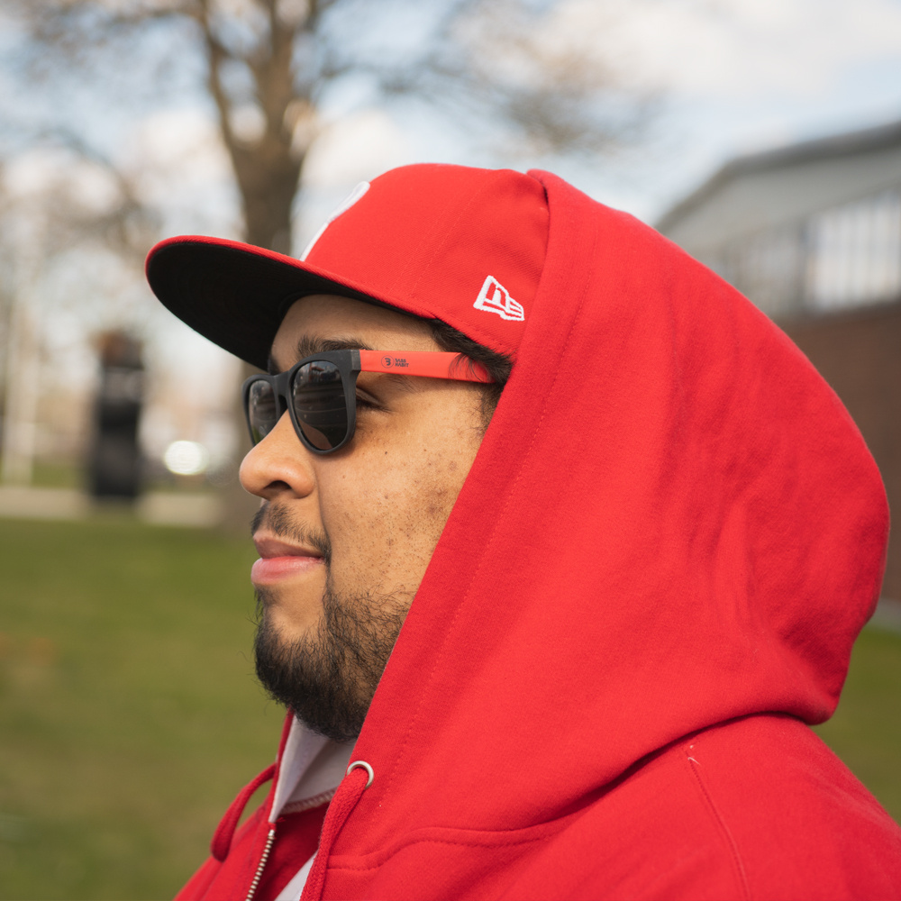 Røde & sorte solbriller fra Bass Habit