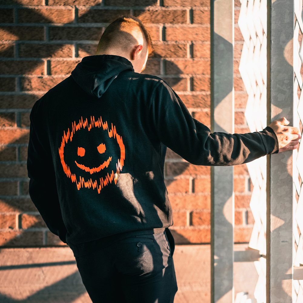 Sort GAS-hoodie med Shaky, small