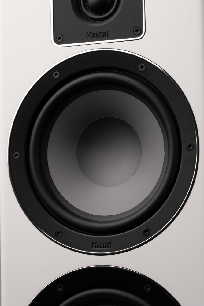 Magnat Signature 607 gulvhøjttalere, mat hvidt par